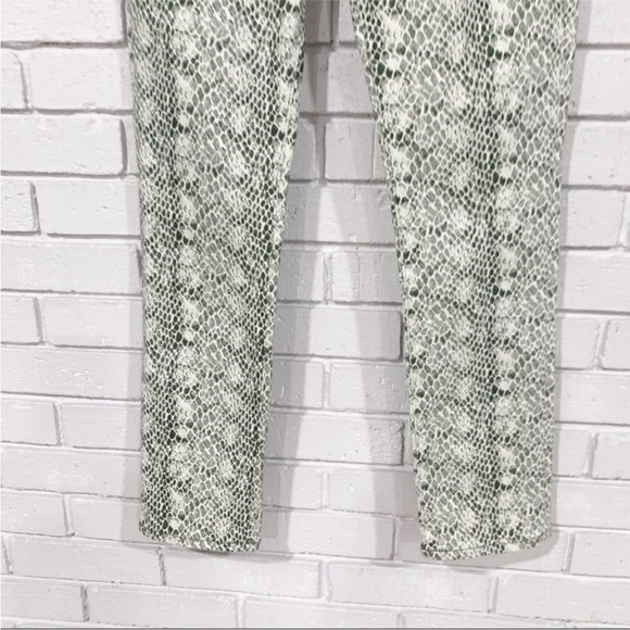 AG Jeans Mari snake-print high-rise straight-leg jeans - Picture 3 of 6